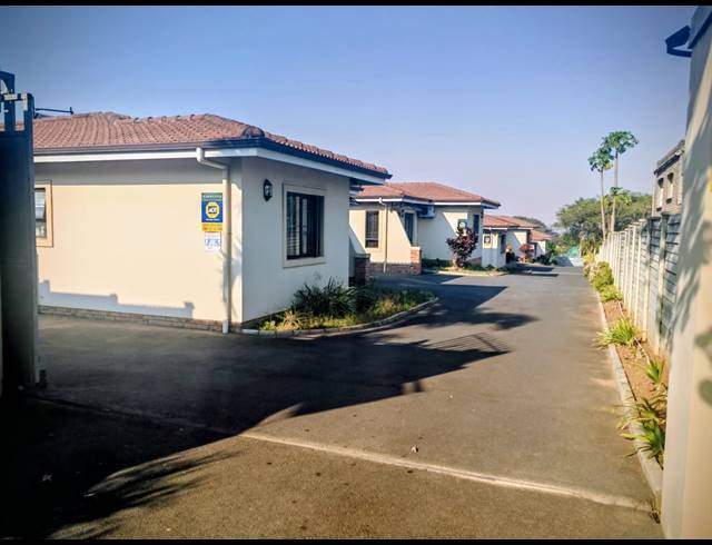3 BEDROOM SIMPLEX FOR SALE IN HILLARY